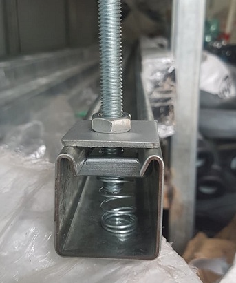 Hướng dẫn cách thi công thanh chống đa năng không đục lỗ với thanh ren
